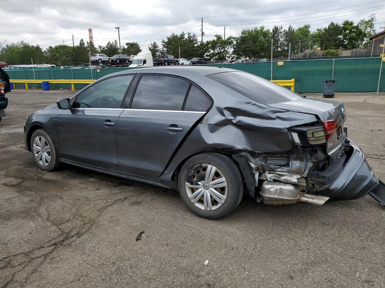 2017 VOLKSWAGEN JETTA S photo 2