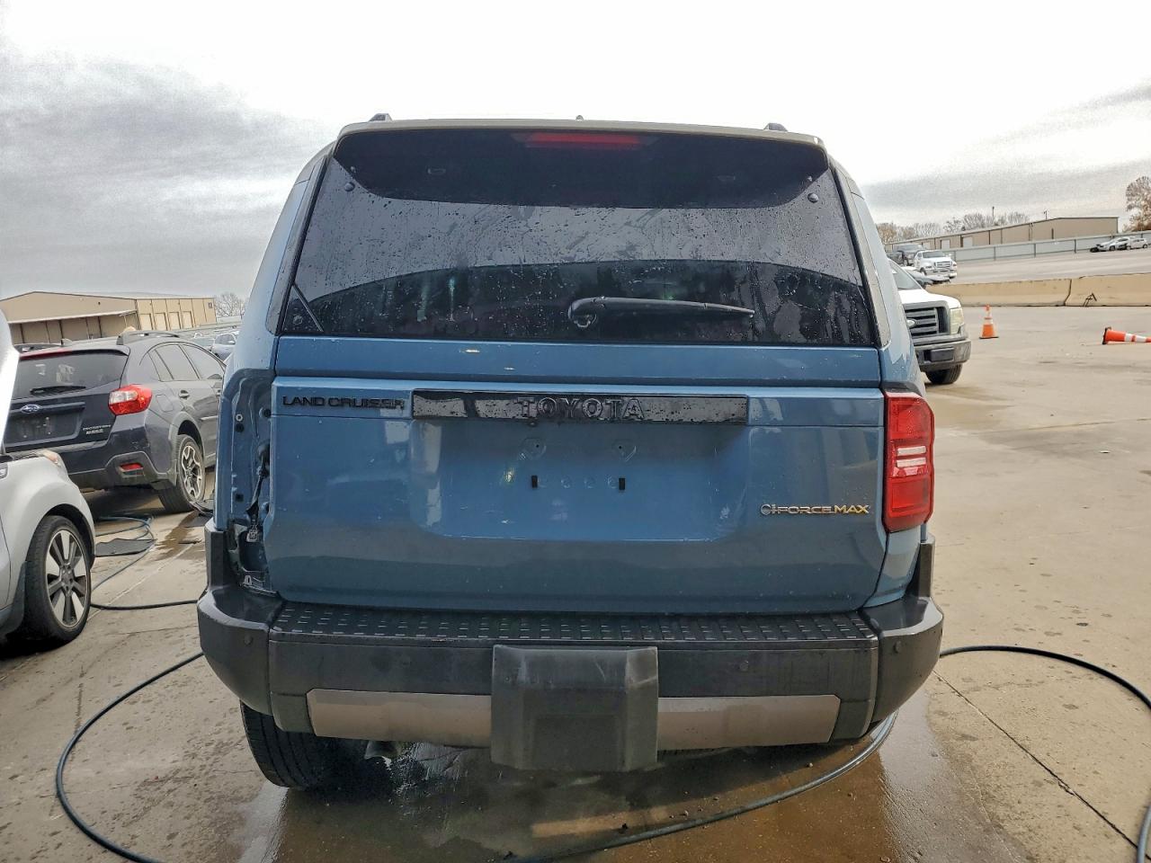 2024 TOYOTA LAND CRUISER BASE photo 6