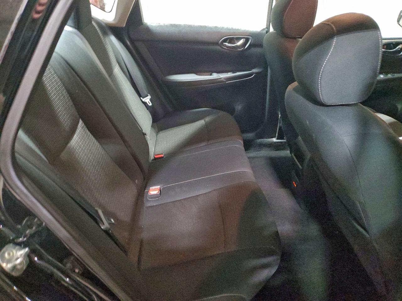 2019 NISSAN SENTRA S photo 19