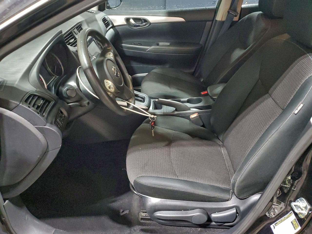 2019 NISSAN SENTRA S photo 13