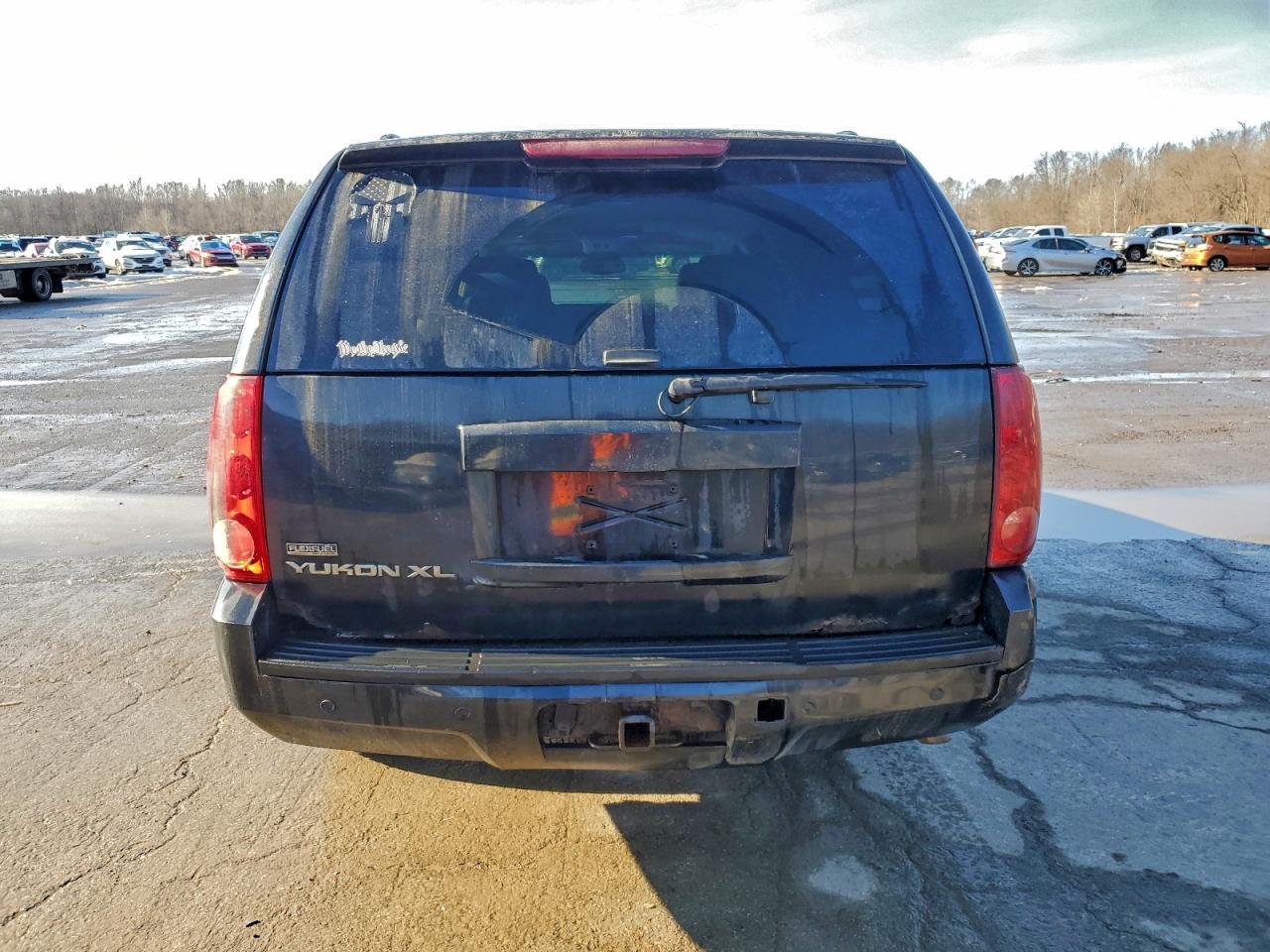 2008 GMC YUKON XL K1500 photo 6
