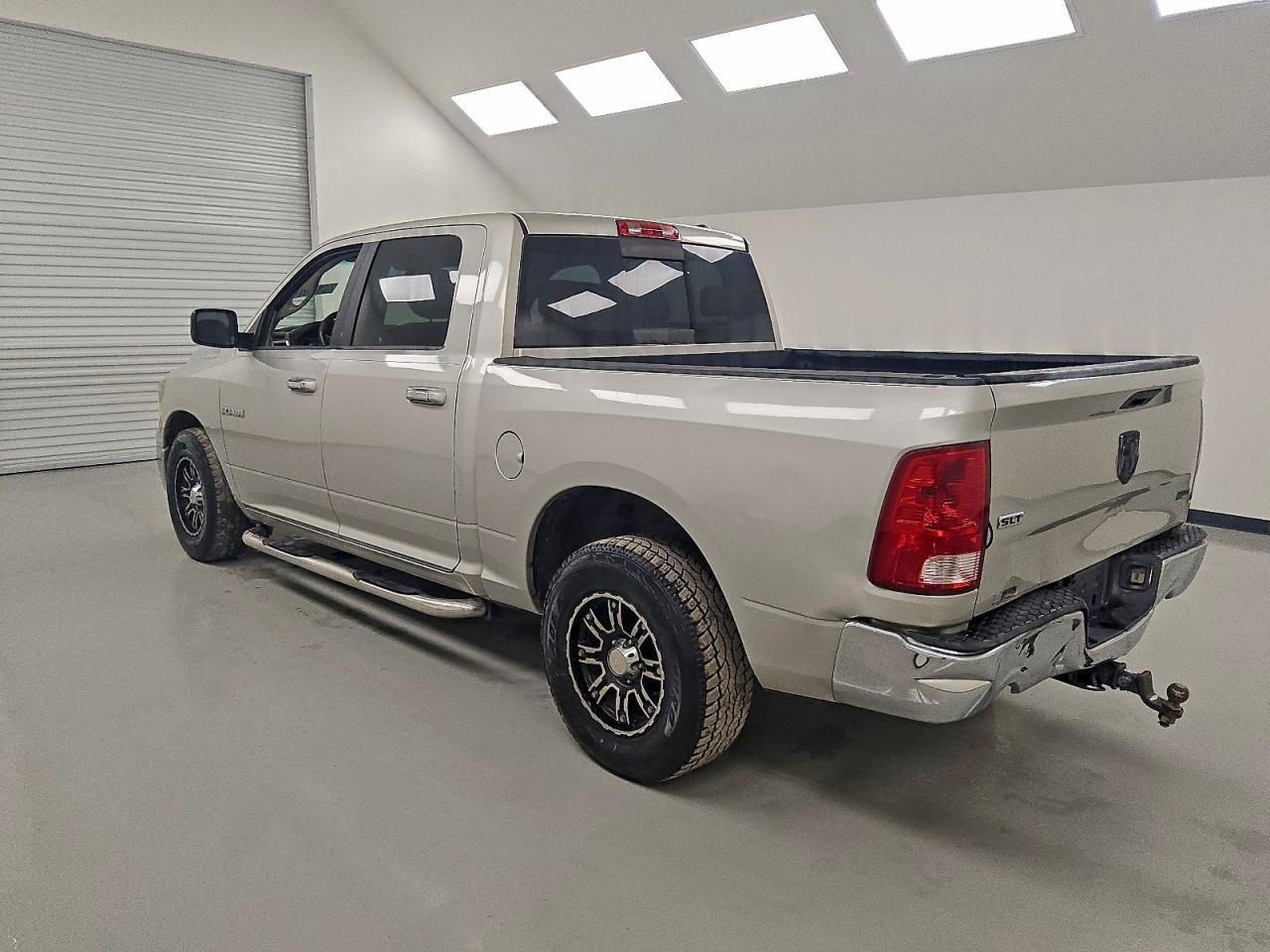 2010 DODGE RAM 1500 photo 3