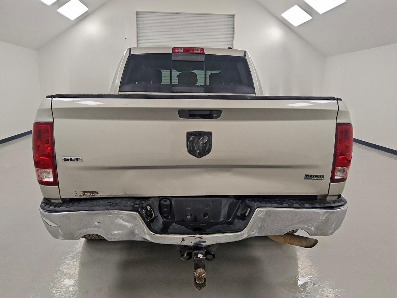 2010 DODGE RAM 1500 photo 11