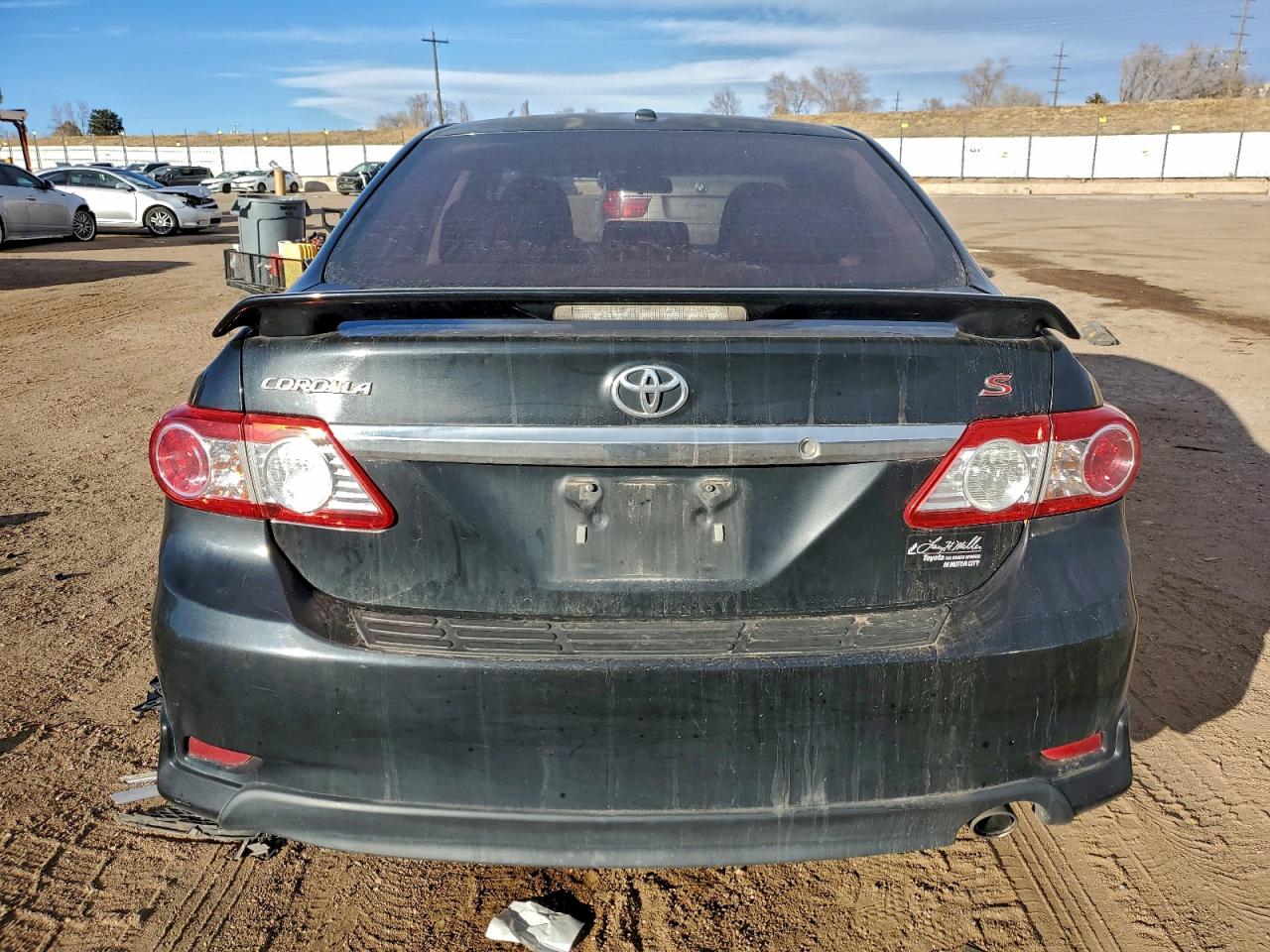 2011 TOYOTA COROLLA BASE photo 11