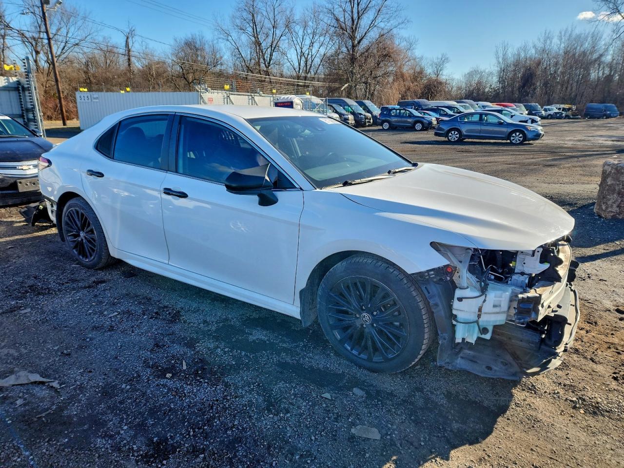 2020 TOYOTA CAMRY SE photo 7