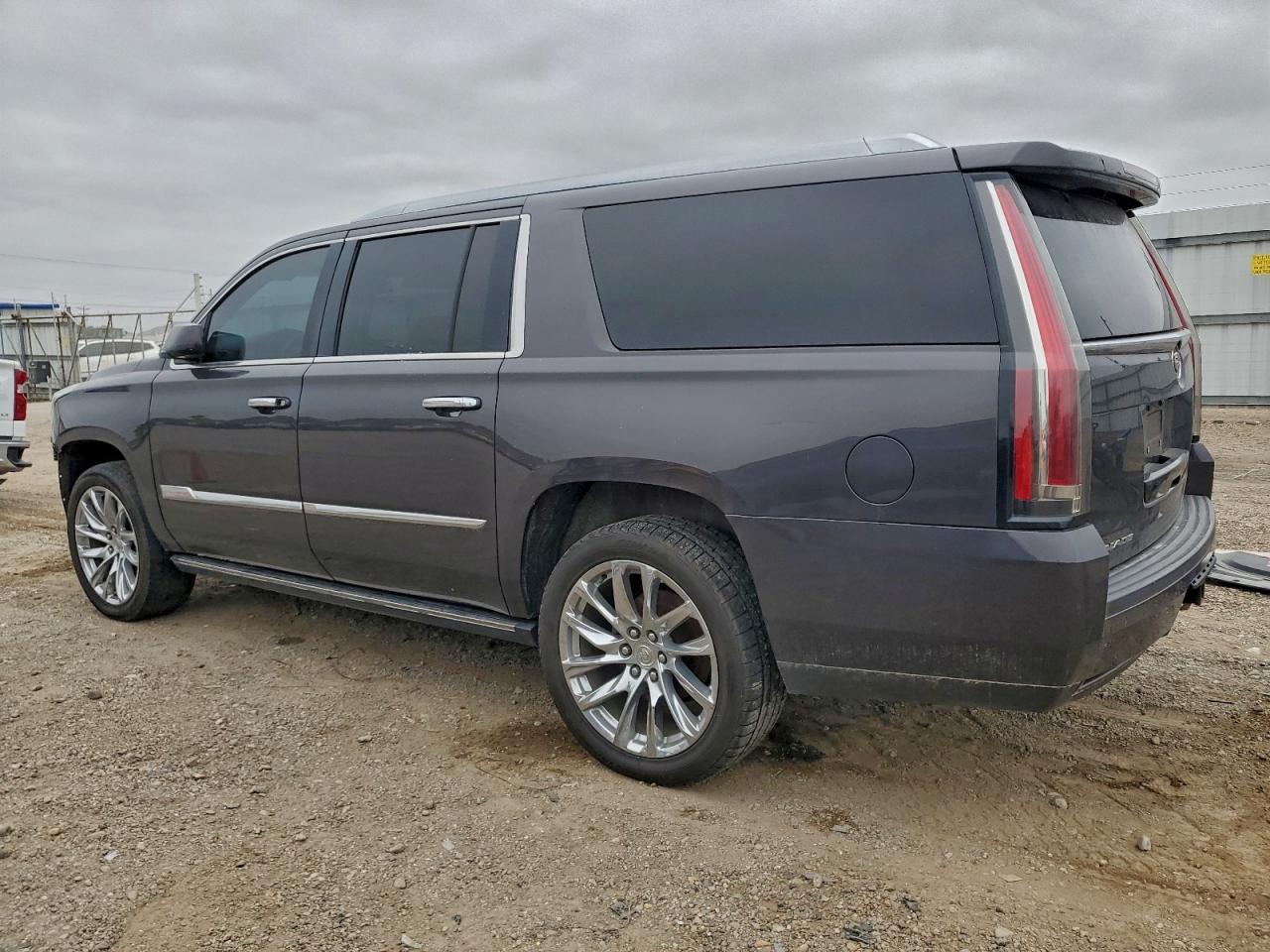 2015 CADILLAC ESCALADE ESV PREMIUM photo 3