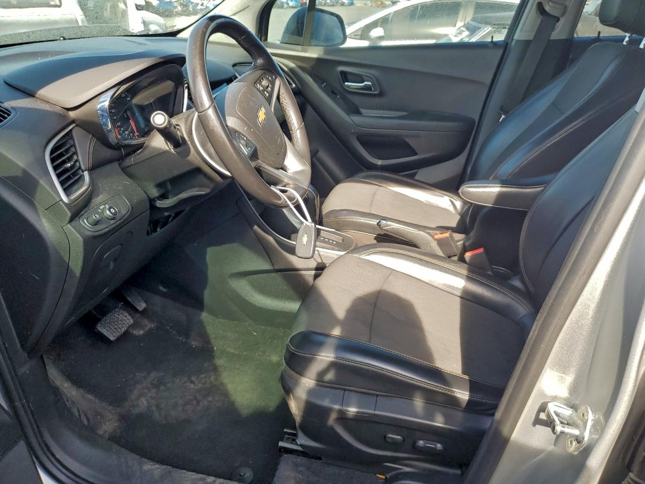 2019 CHEVROLET TRAX 1LT photo 7