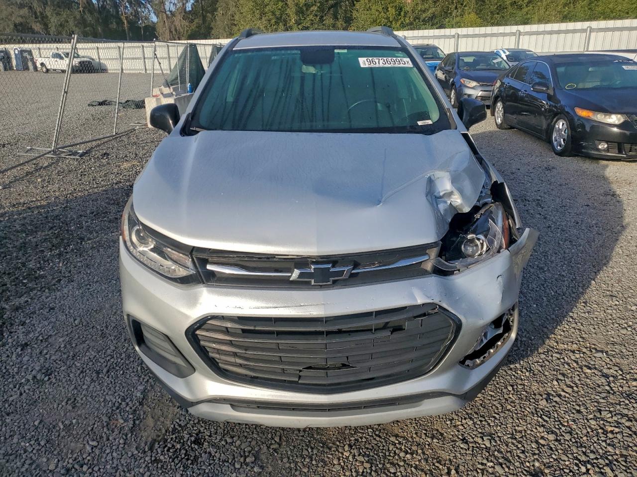 2019 CHEVROLET TRAX 1LT photo 5