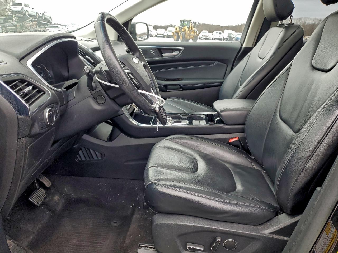 2019 FORD EDGE TITANIUM photo 2