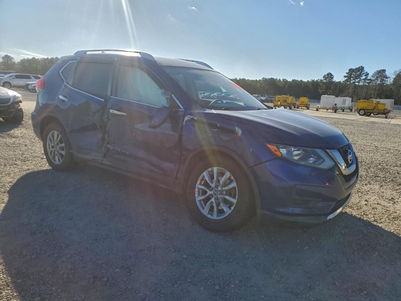 2017 NISSAN ROGUE S photo 4