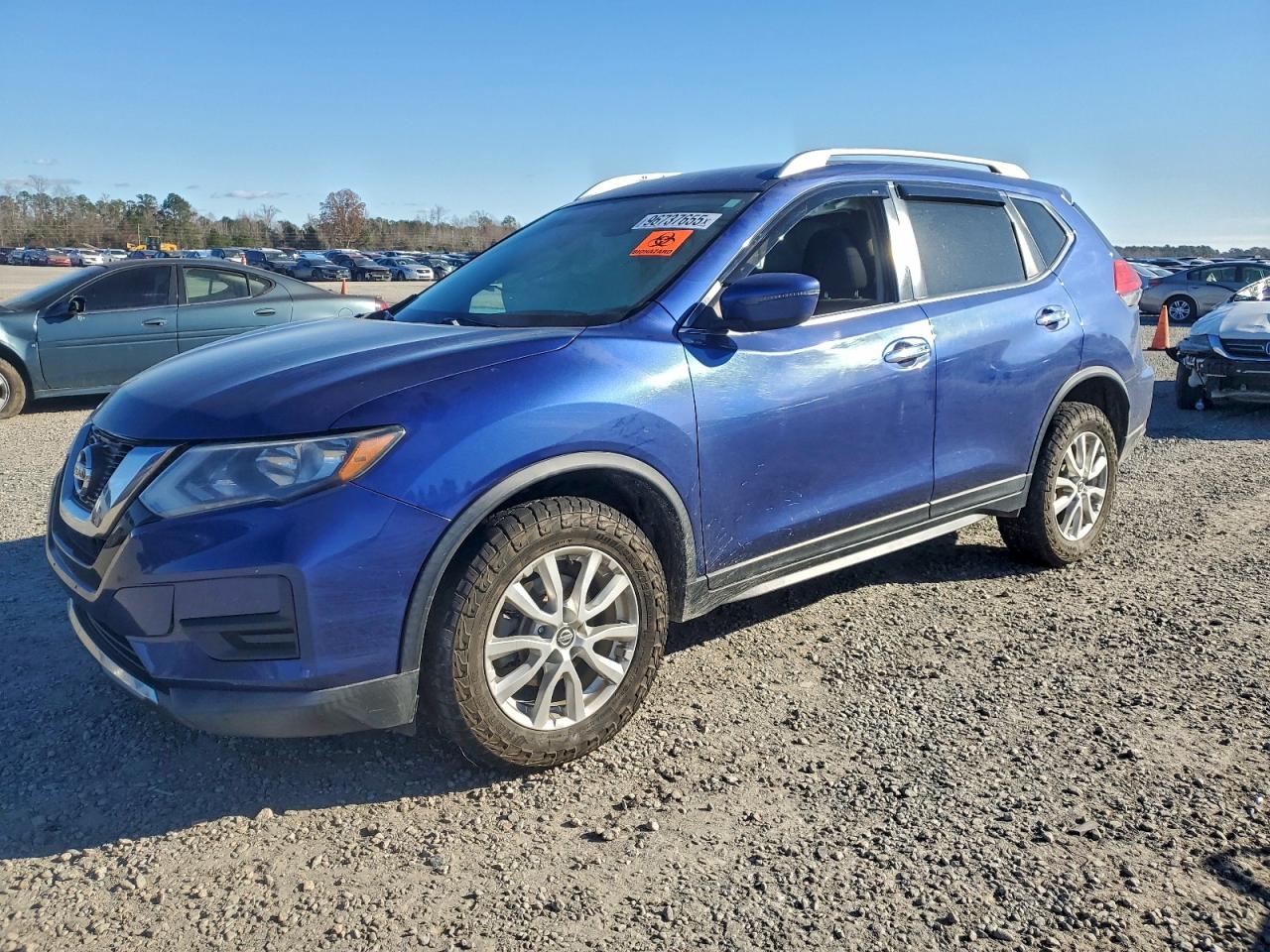 2017 NISSAN ROGUE