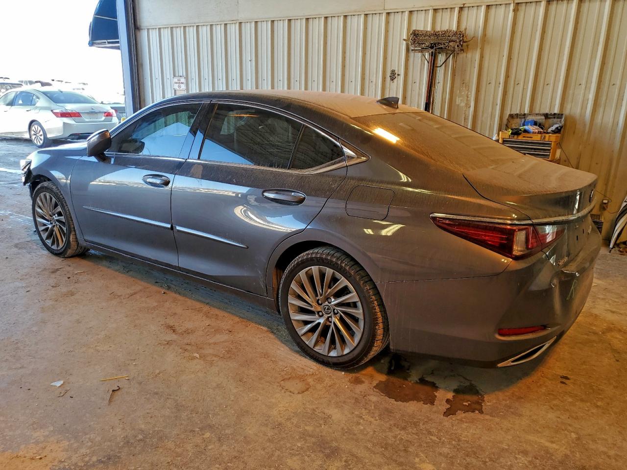 2019 LEXUS ES 350 photo 2