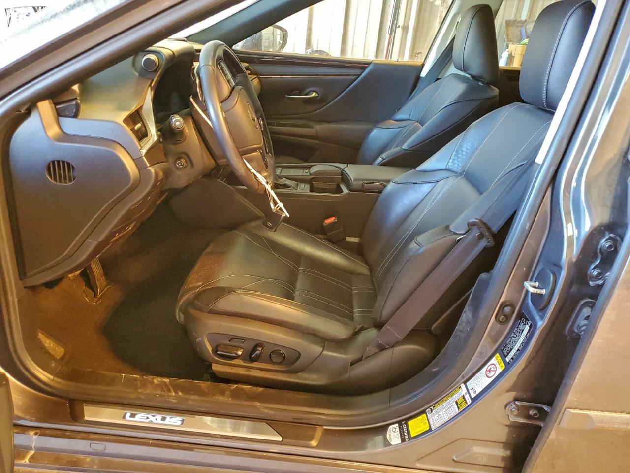 2019 LEXUS ES 350 photo 7