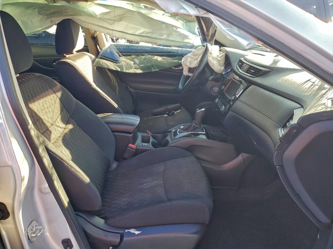 2019 NISSAN ROGUE S photo 7
