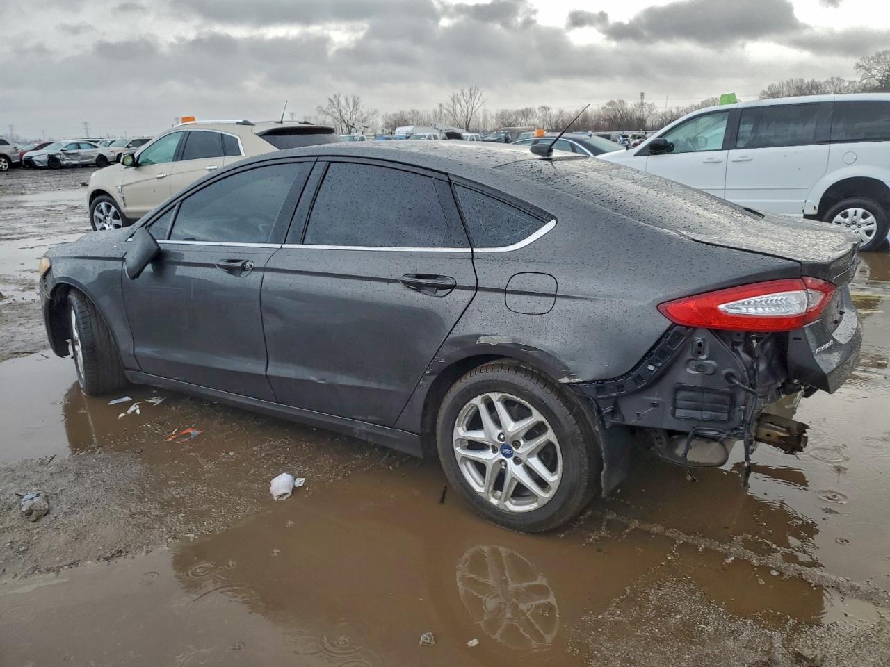 2016 FORD FUSION SE photo 2