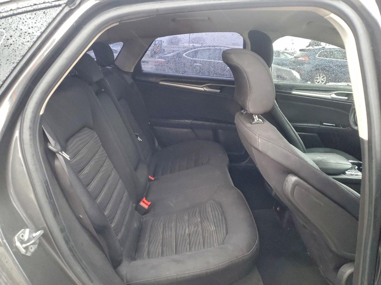 2016 FORD FUSION SE photo 10