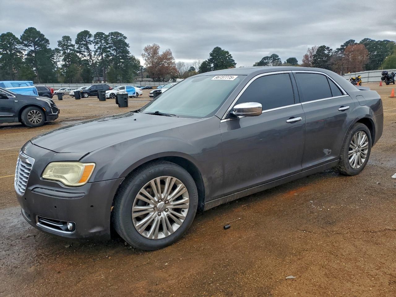 2013 CHRYSLER 300C