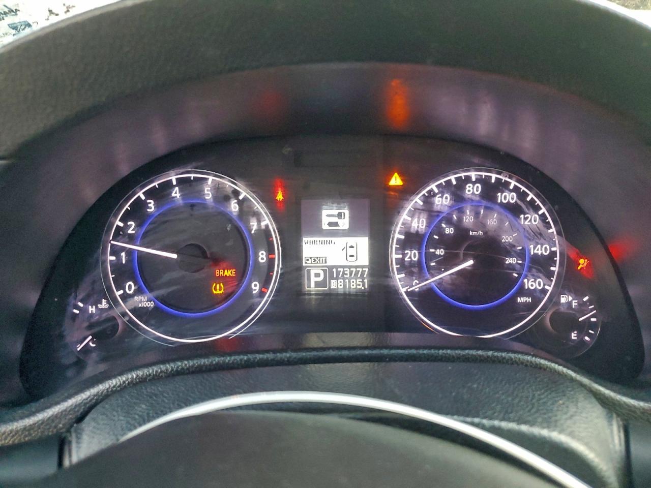 2012 INFINITI G37 BASE photo 9