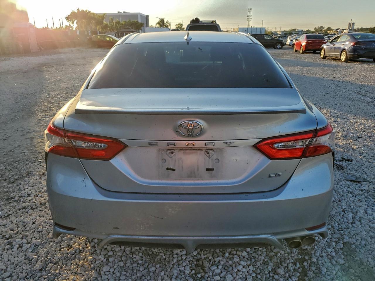 2019 TOYOTA CAMRY L photo 6