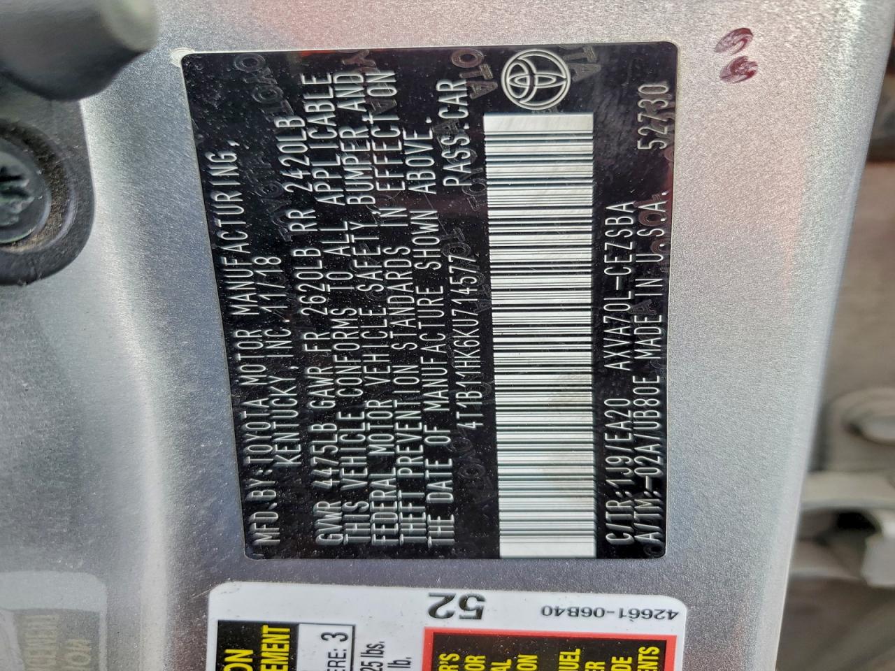 2019 TOYOTA CAMRY L photo 12