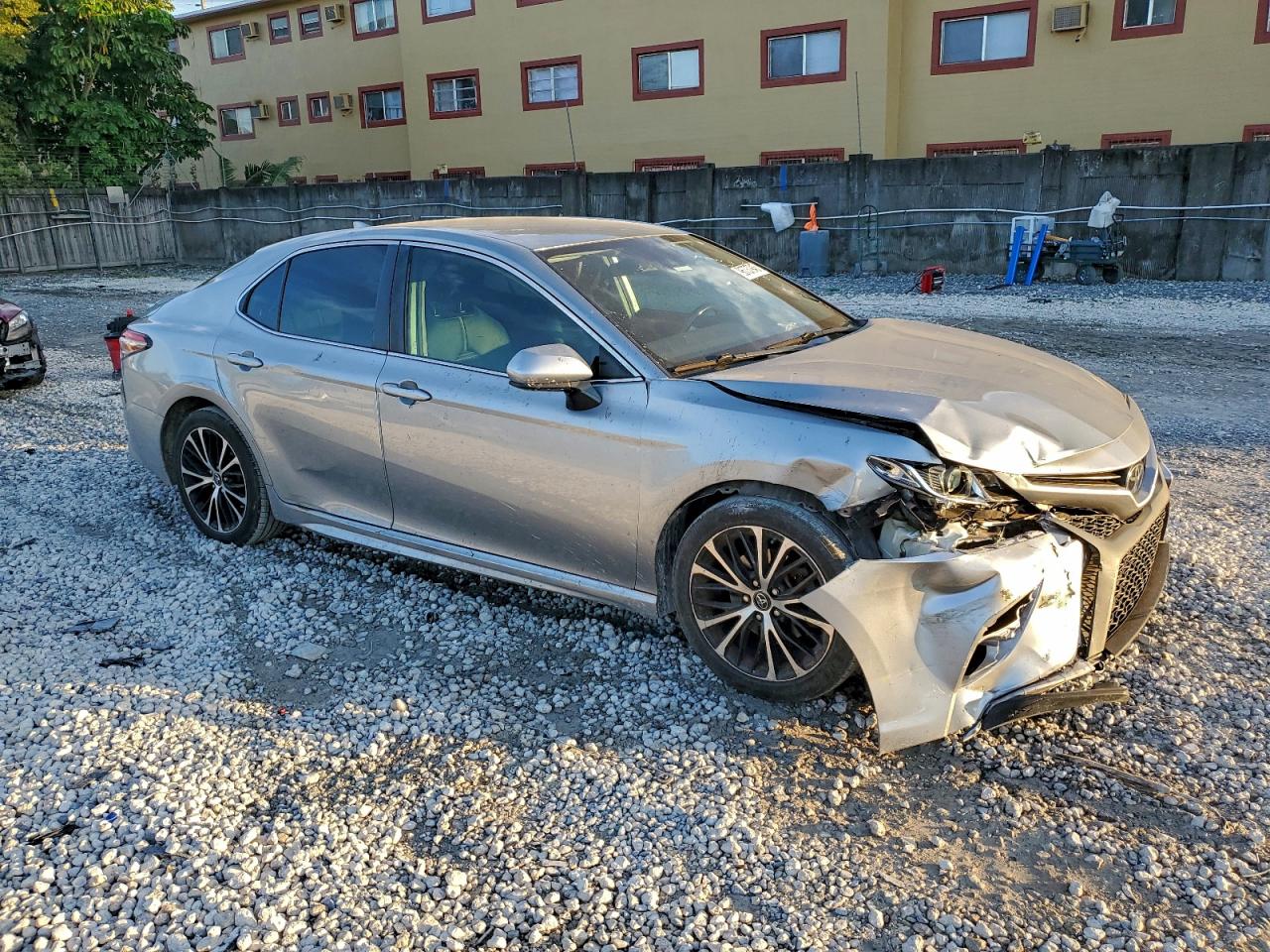 2019 TOYOTA CAMRY L photo 4