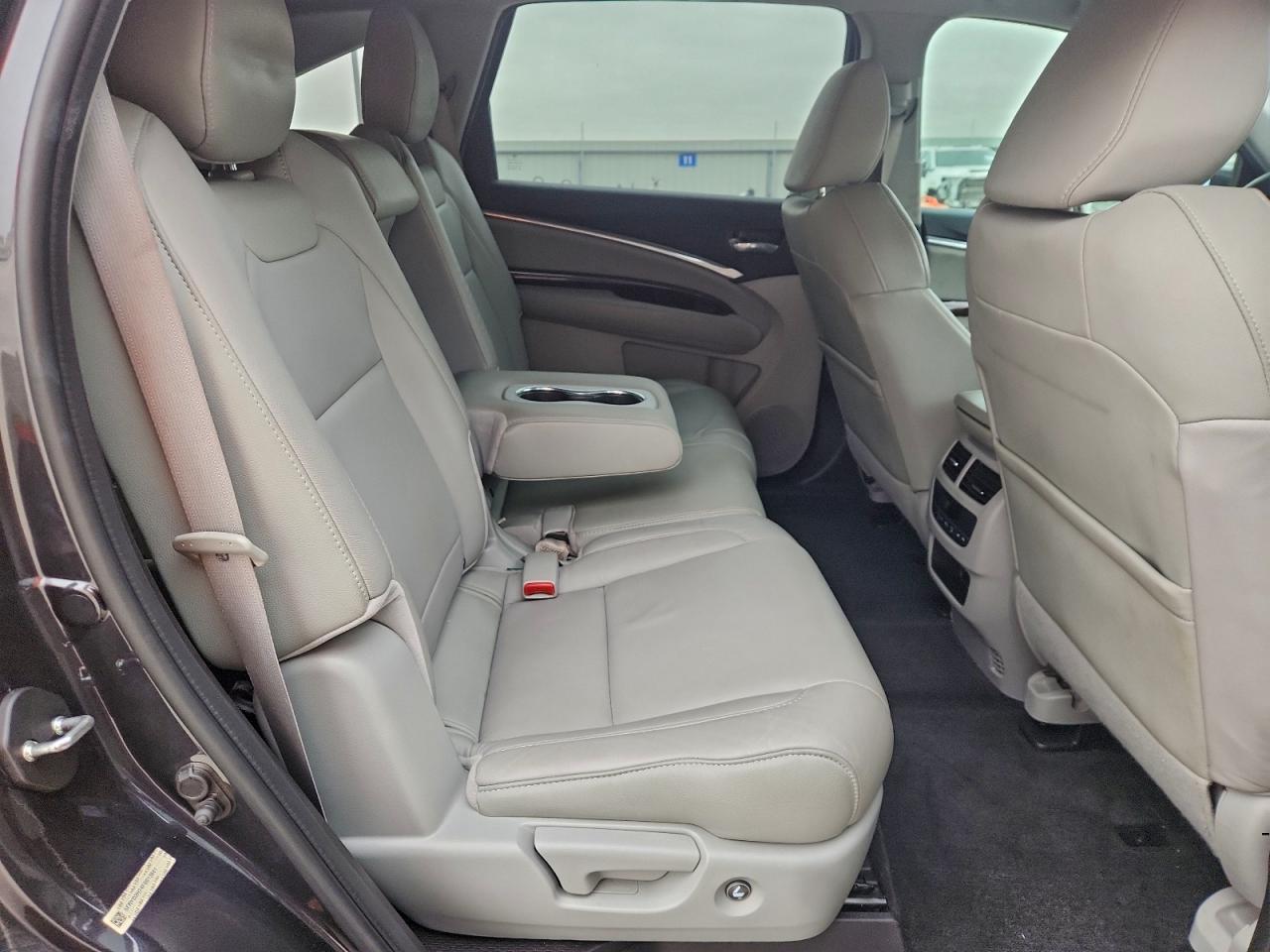 2015 ACURA MDX photo 10