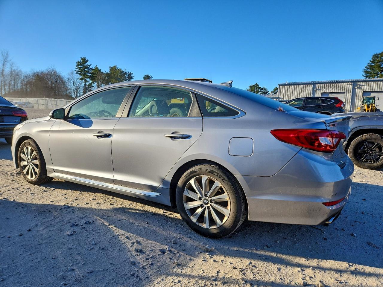 2017 HYUNDAI SONATA SPORT photo 2