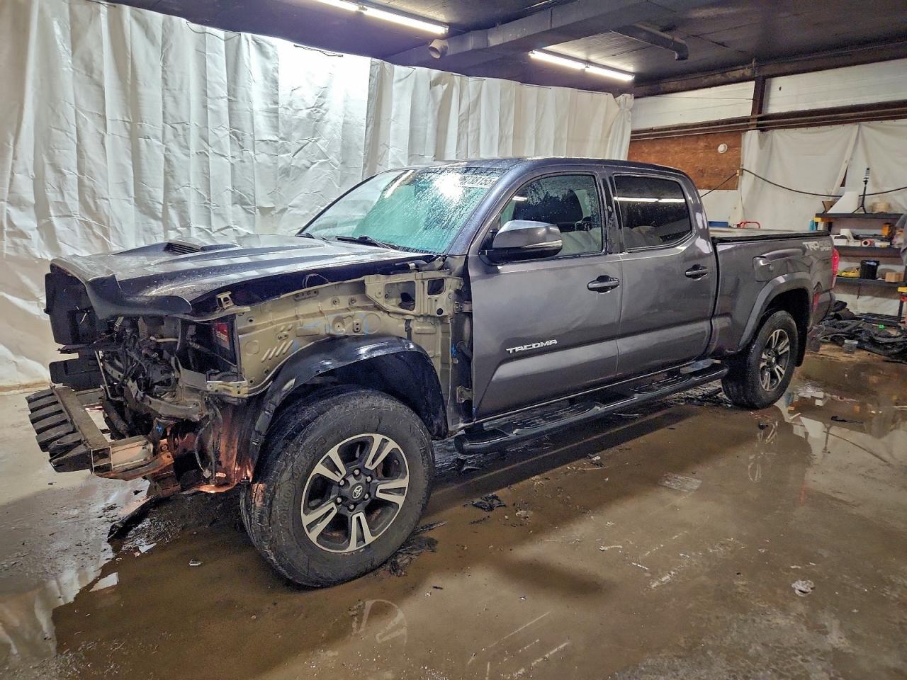 2017 TOYOTA TACOMA