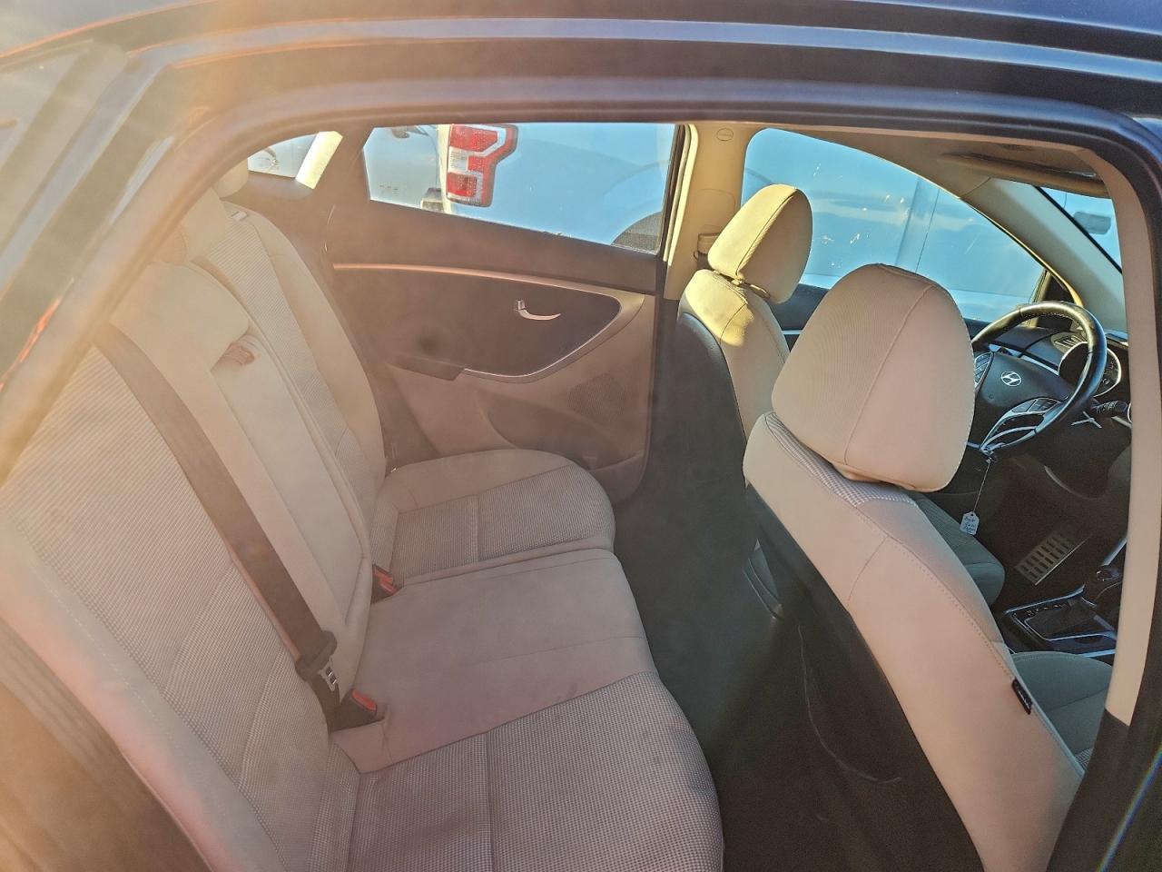 2013 HYUNDAI ELANTRA GT photo 10
