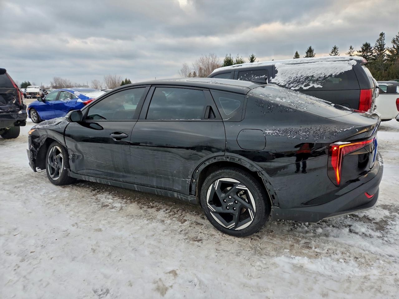 2025 KIA K4 EX photo 2