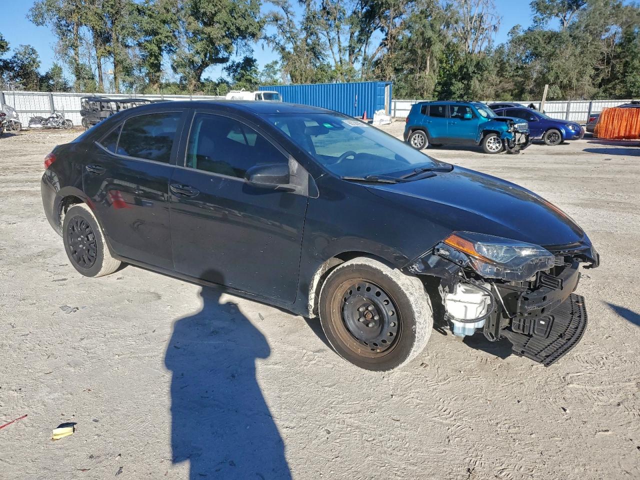 2018 TOYOTA COROLLA L photo 4