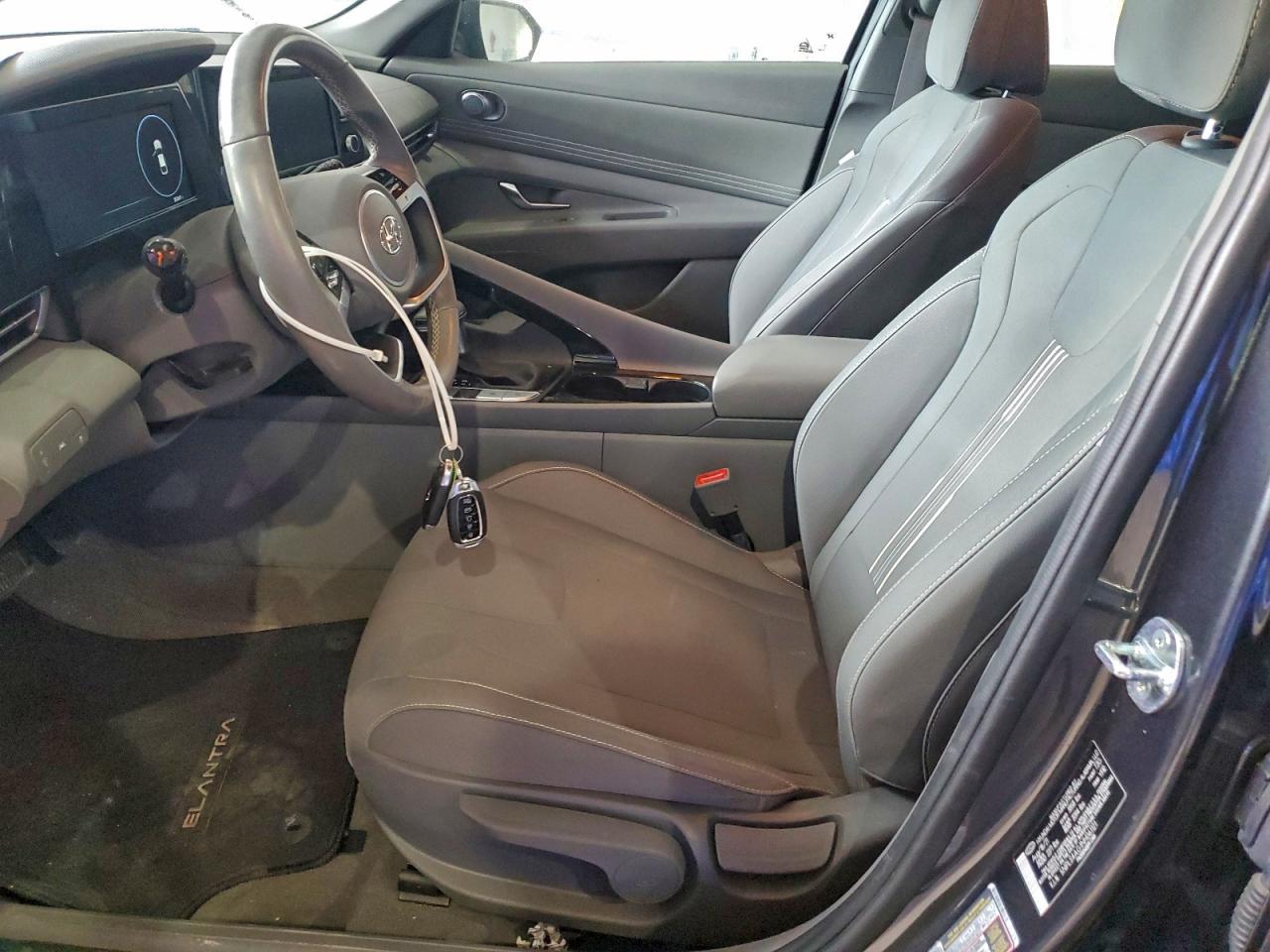2022 HYUNDAI ELANTRA SEL photo 7