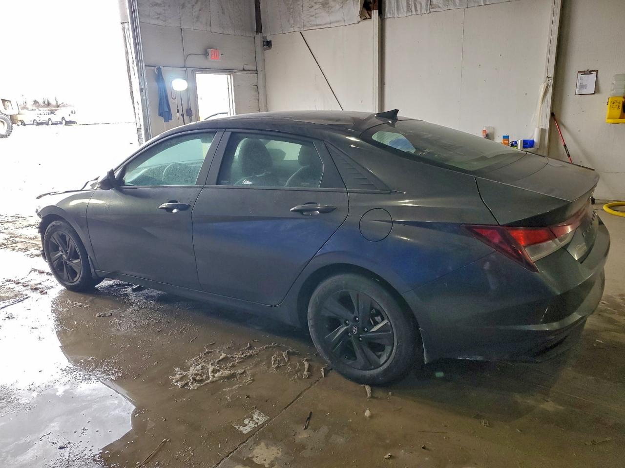 2022 HYUNDAI ELANTRA SEL photo 2