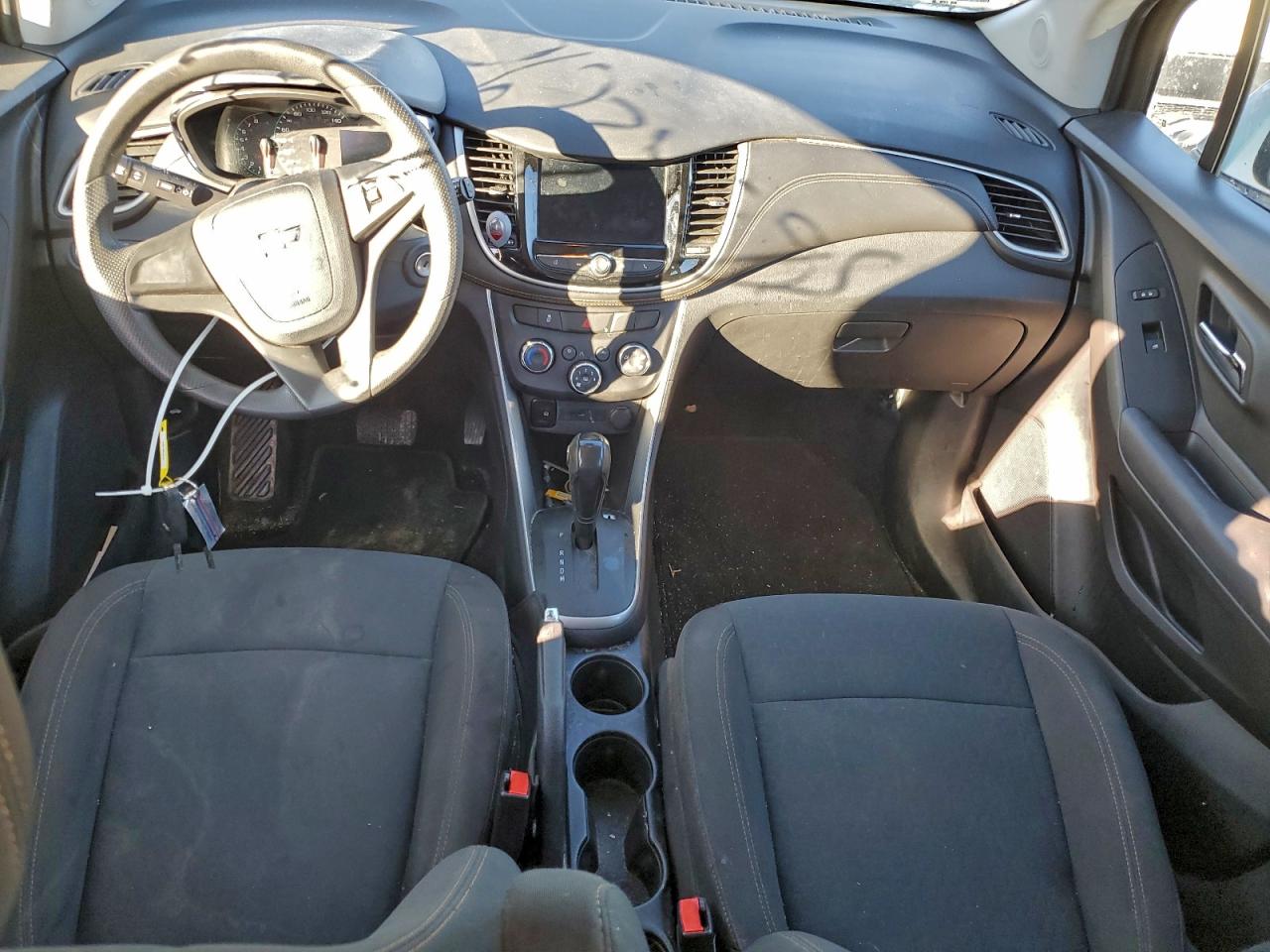 2018 CHEVROLET TRAX LS photo 22