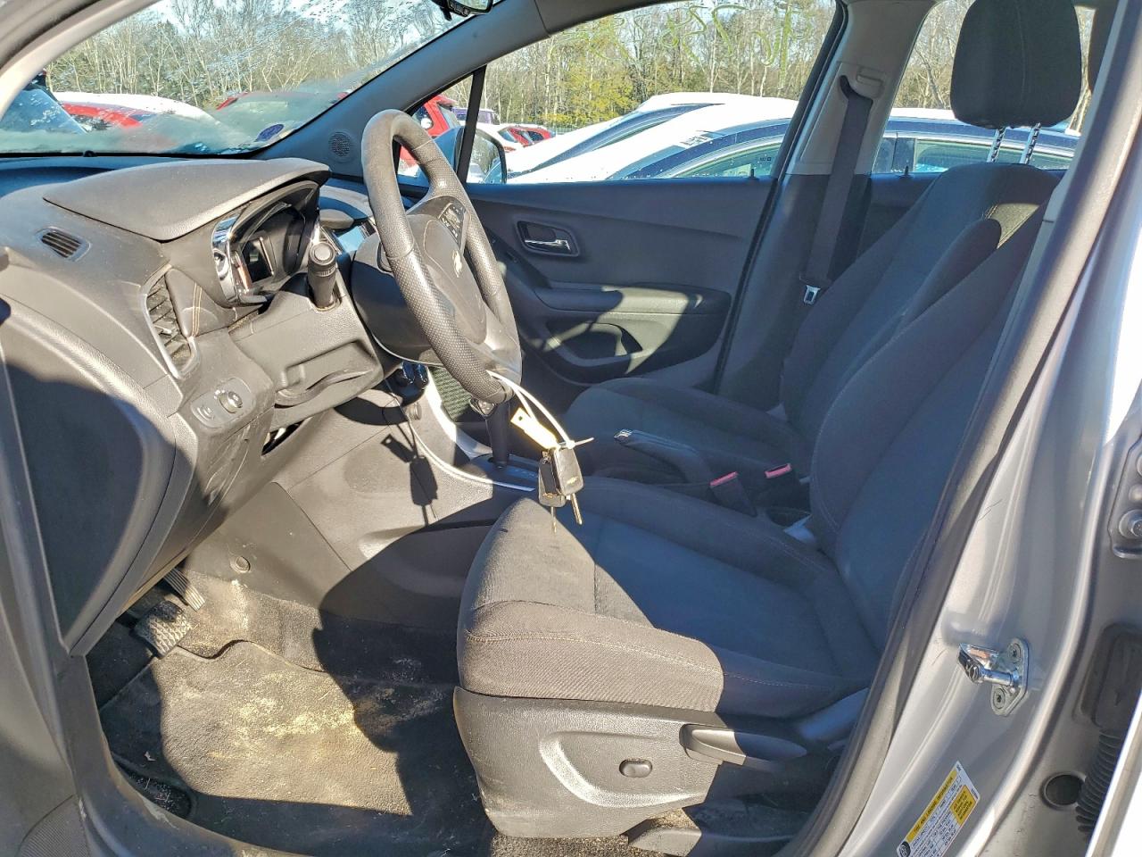 2018 CHEVROLET TRAX LS photo 19
