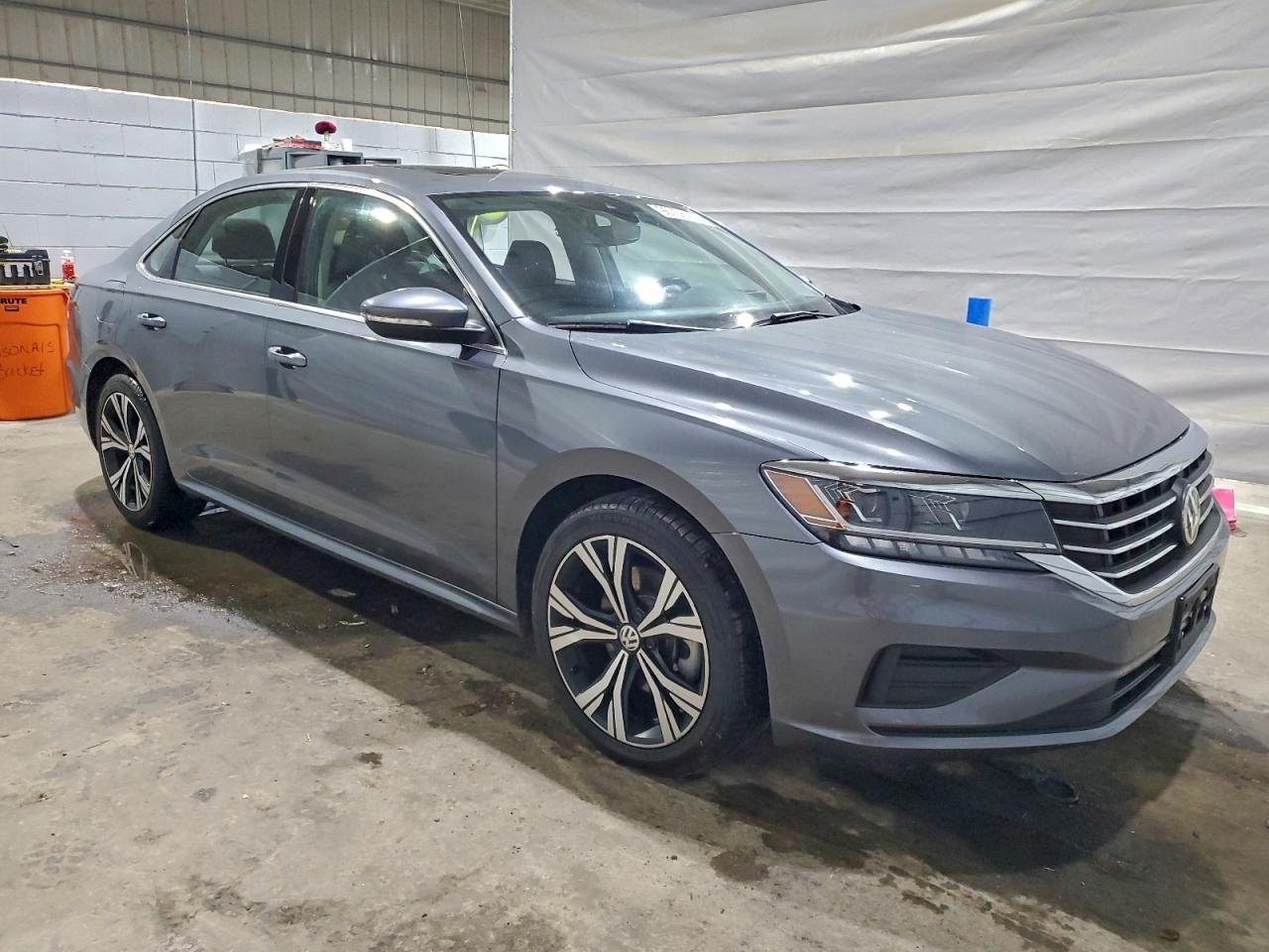 2021 VOLKSWAGEN PASSAT SE photo 4