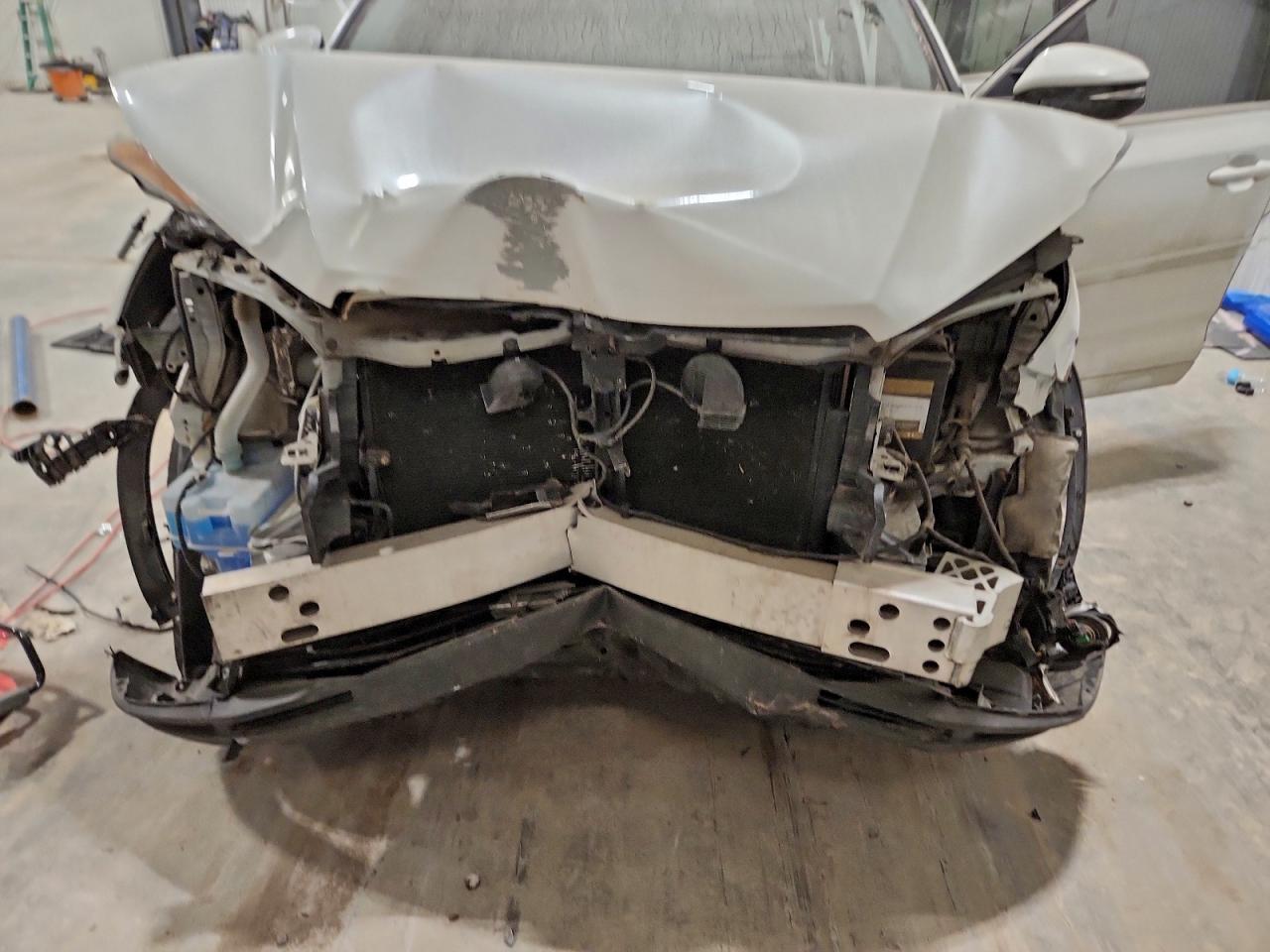 2016 TOYOTA HIGHLANDER LIMITED photo 12
