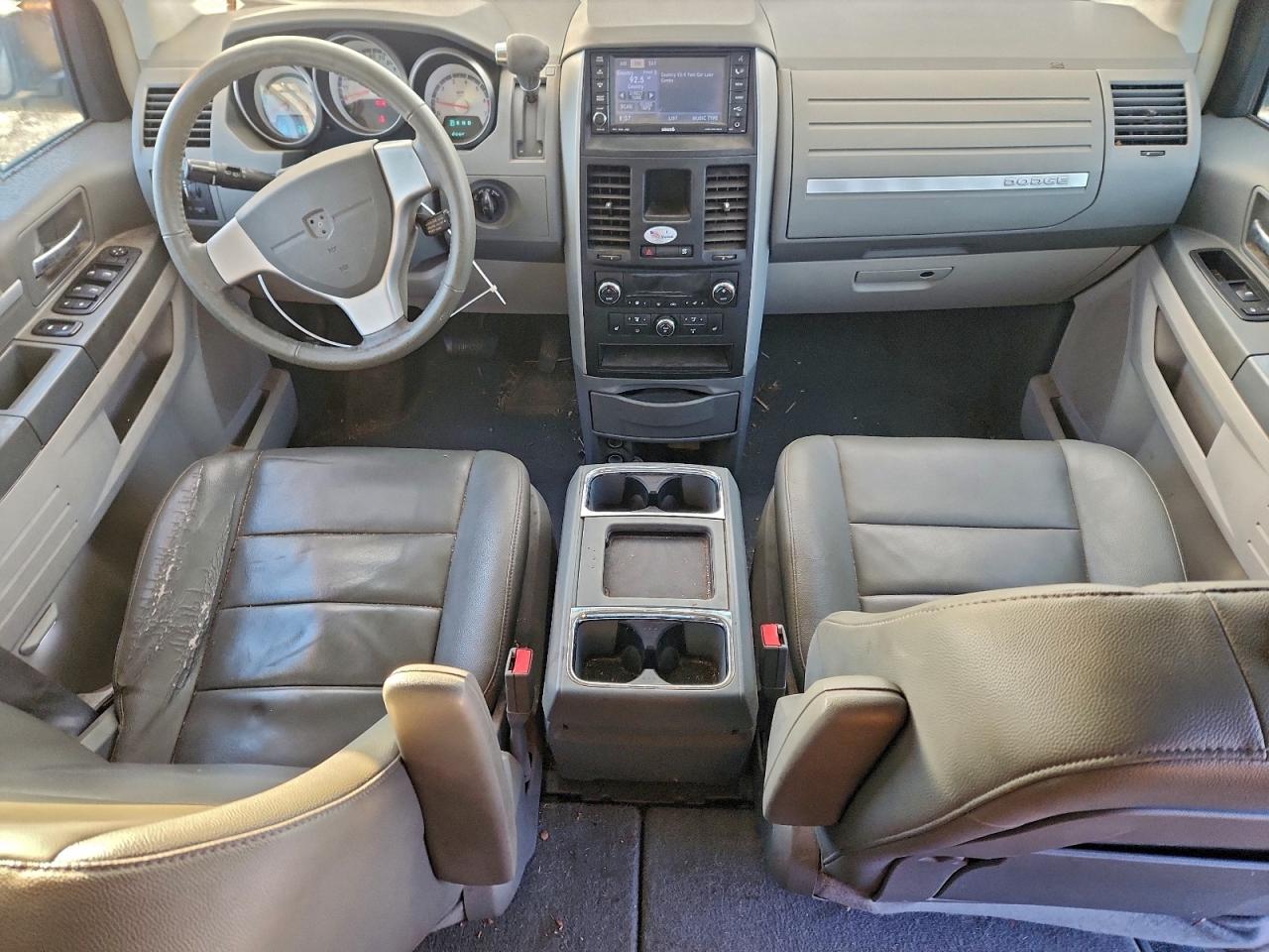 2008 DODGE GRAND CARAVAN SXT photo 8