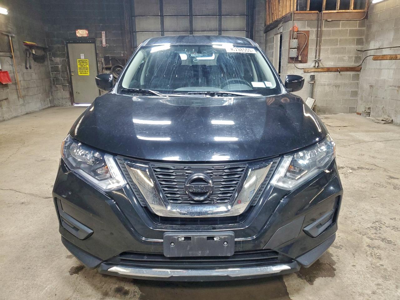2018 NISSAN ROGUE S photo 5