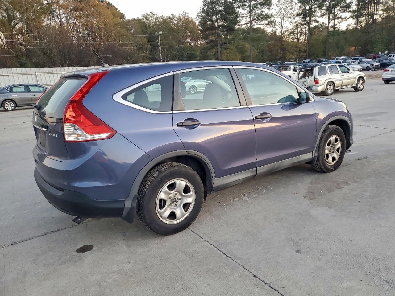 2013 HONDA CR-V LX photo 3