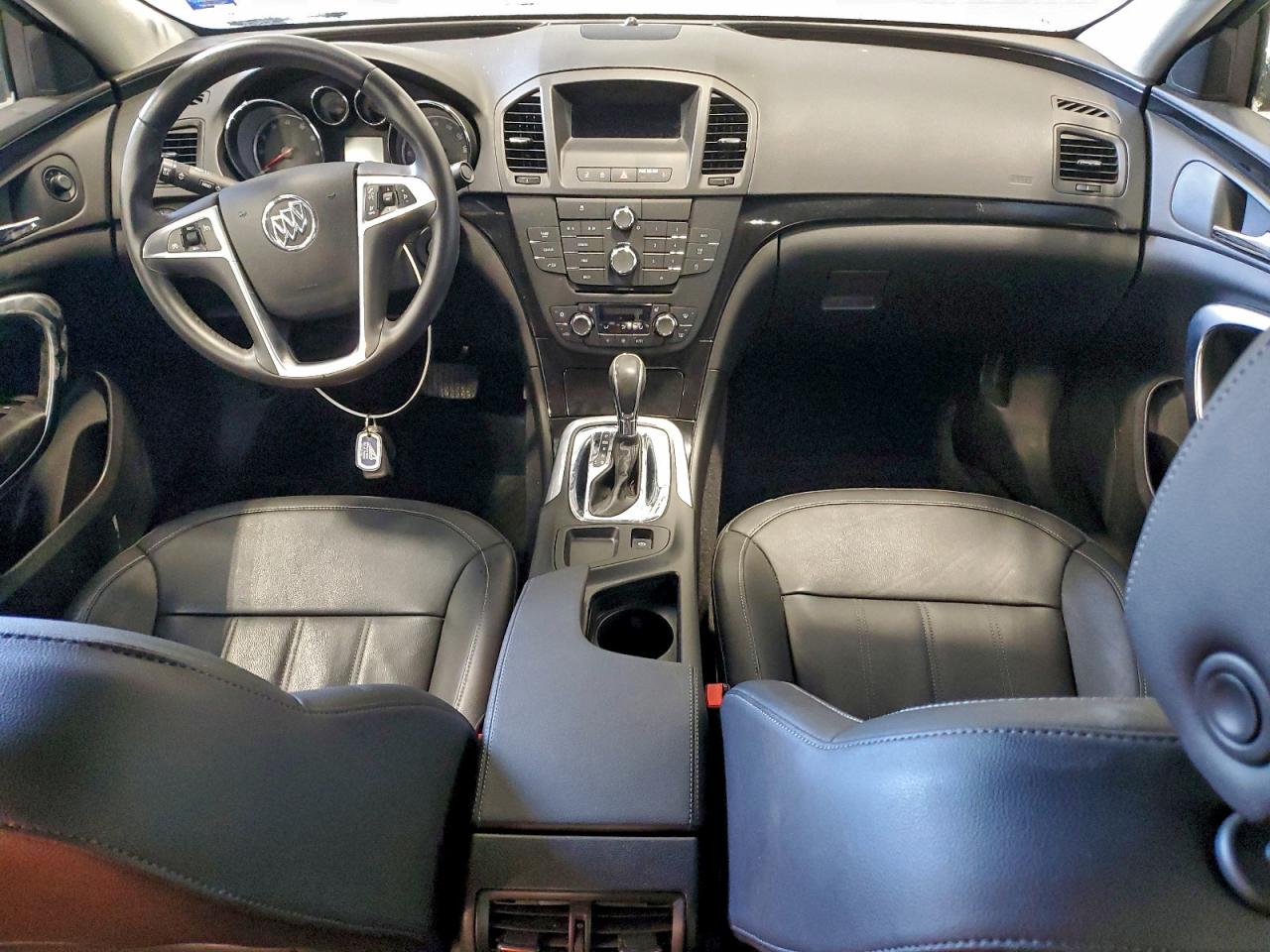 2011 BUICK REGAL CXL photo 8
