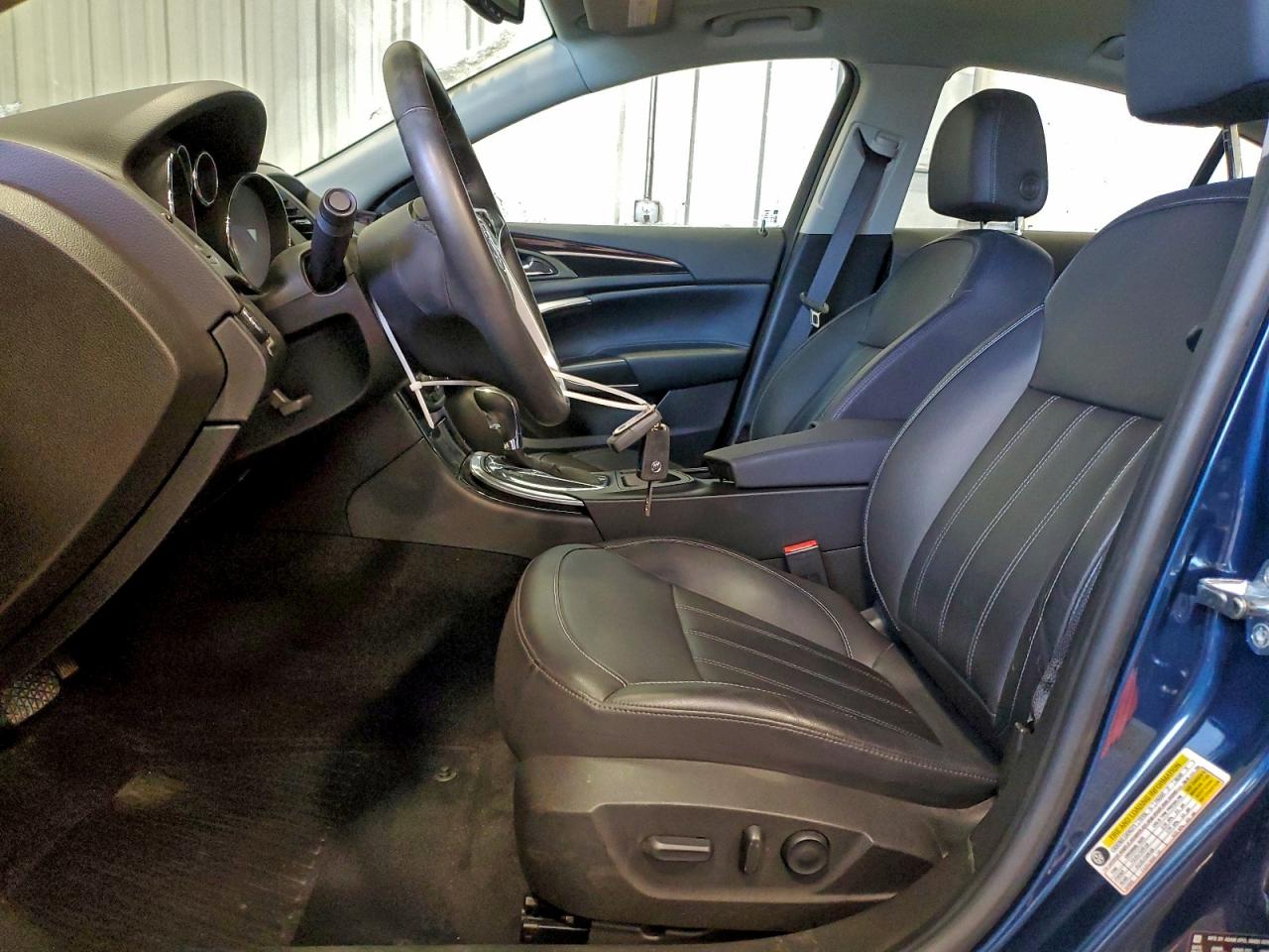 2011 BUICK REGAL CXL photo 7