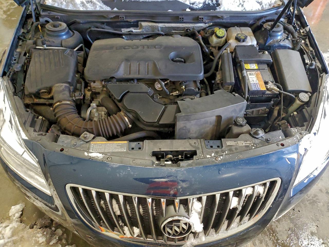 2011 BUICK REGAL CXL photo 11