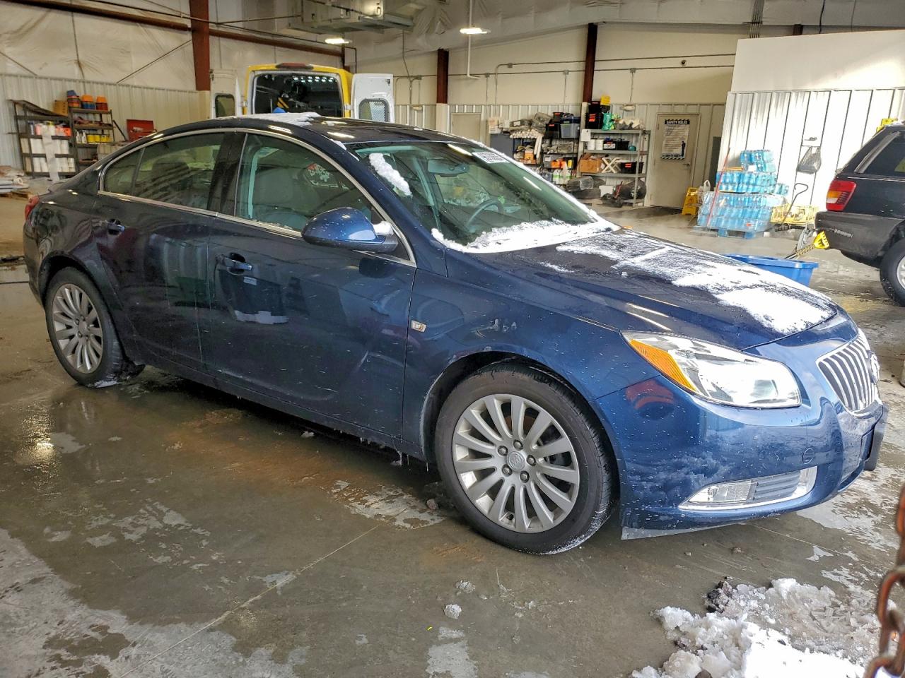 2011 BUICK REGAL CXL photo 4
