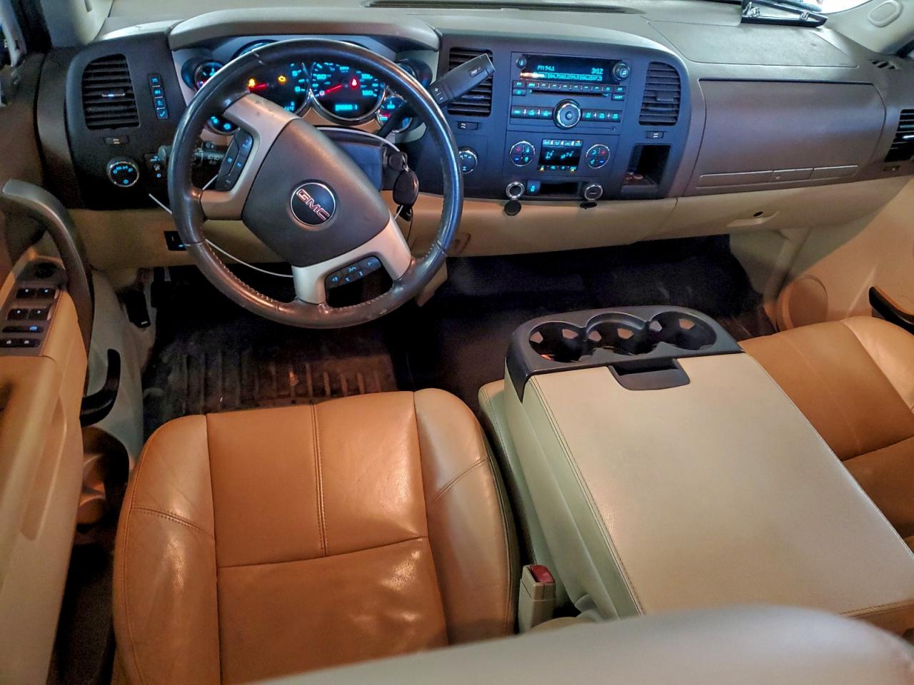 2012 GMC SIERRA K2500 SLE photo 8
