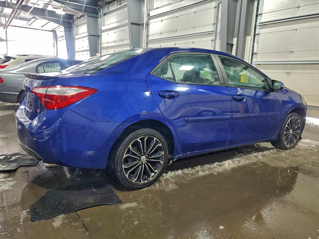 2014 TOYOTA COROLLA L photo 3