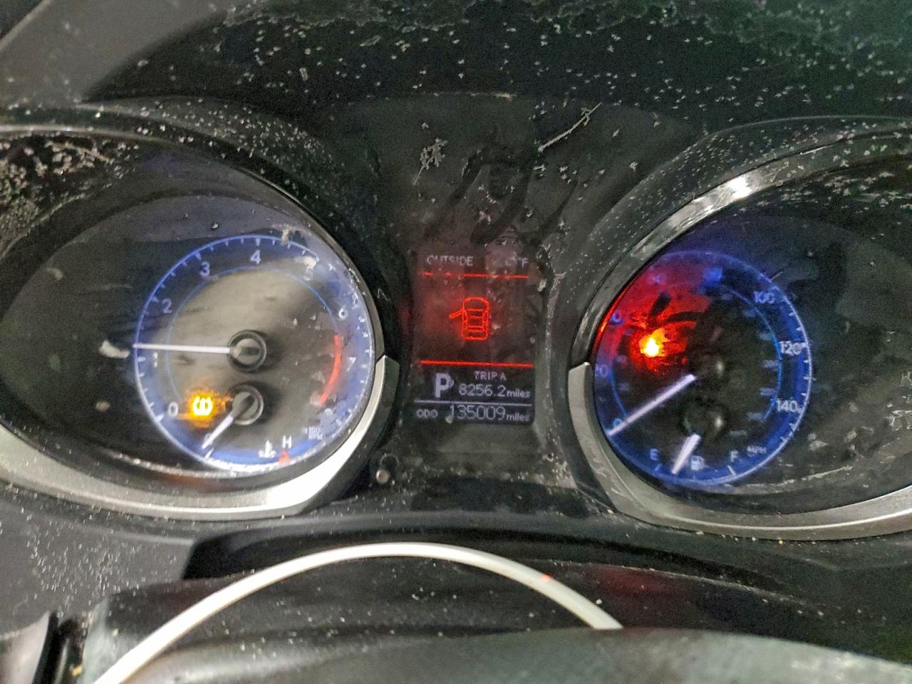 2014 TOYOTA COROLLA L photo 9