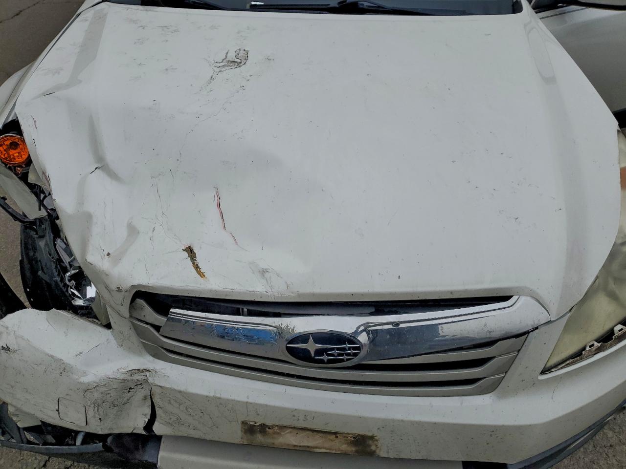 2011 SUBARU OUTBACK 2.5I PREMIUM photo 11