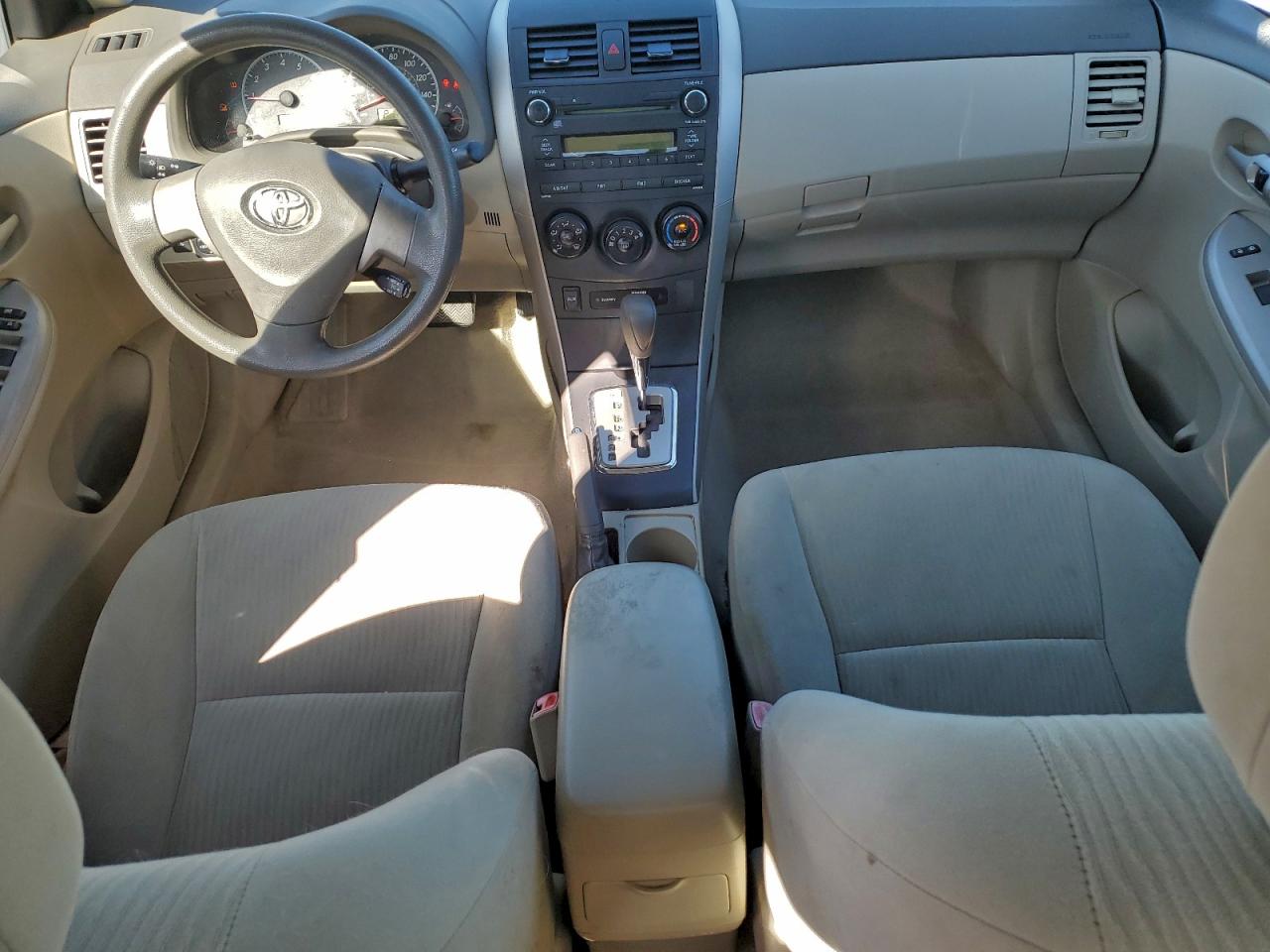 2010 TOYOTA COROLLA BASE photo 8