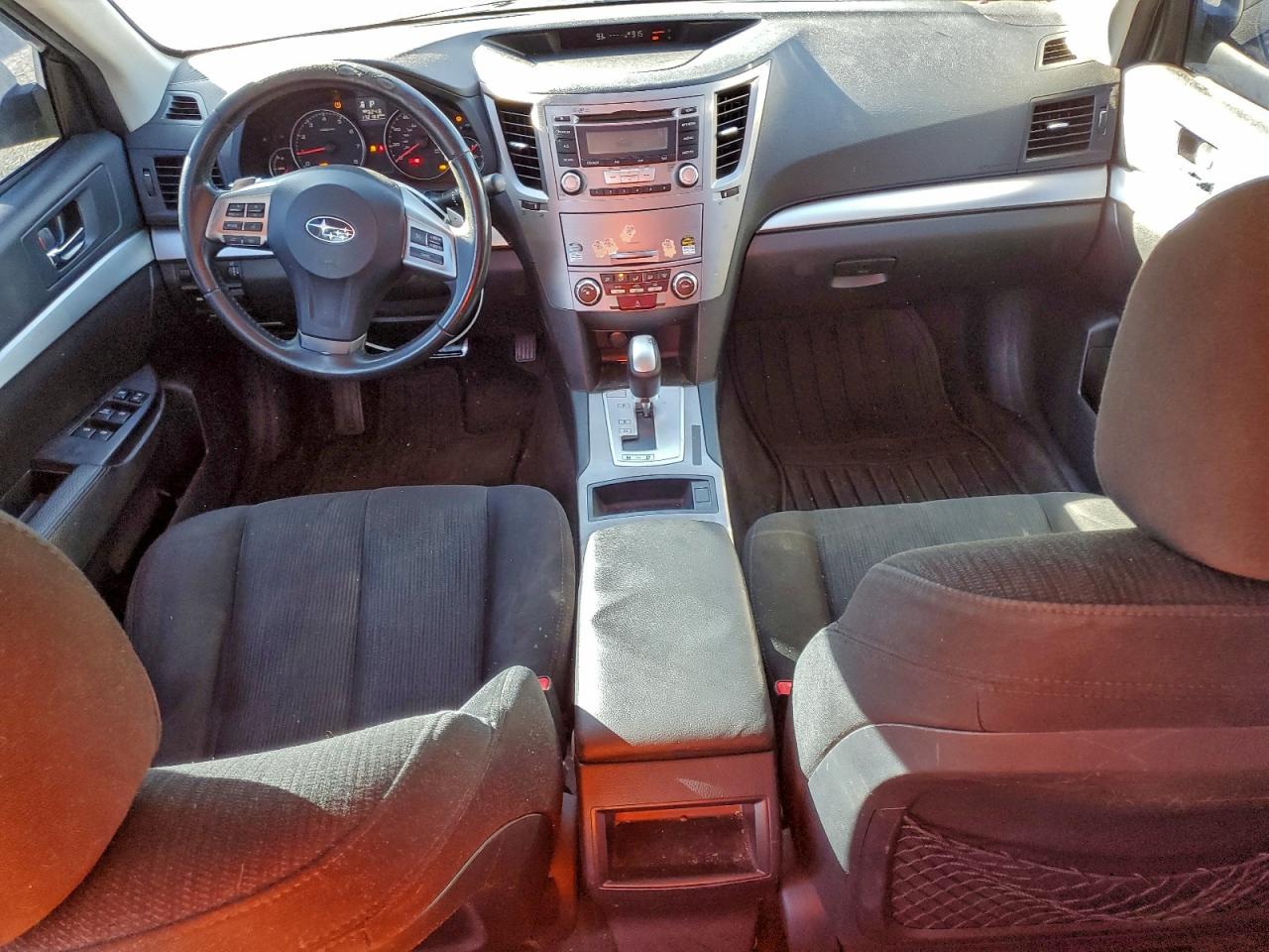 2013 SUBARU LEGACY 2.5I PREMIUM photo 8